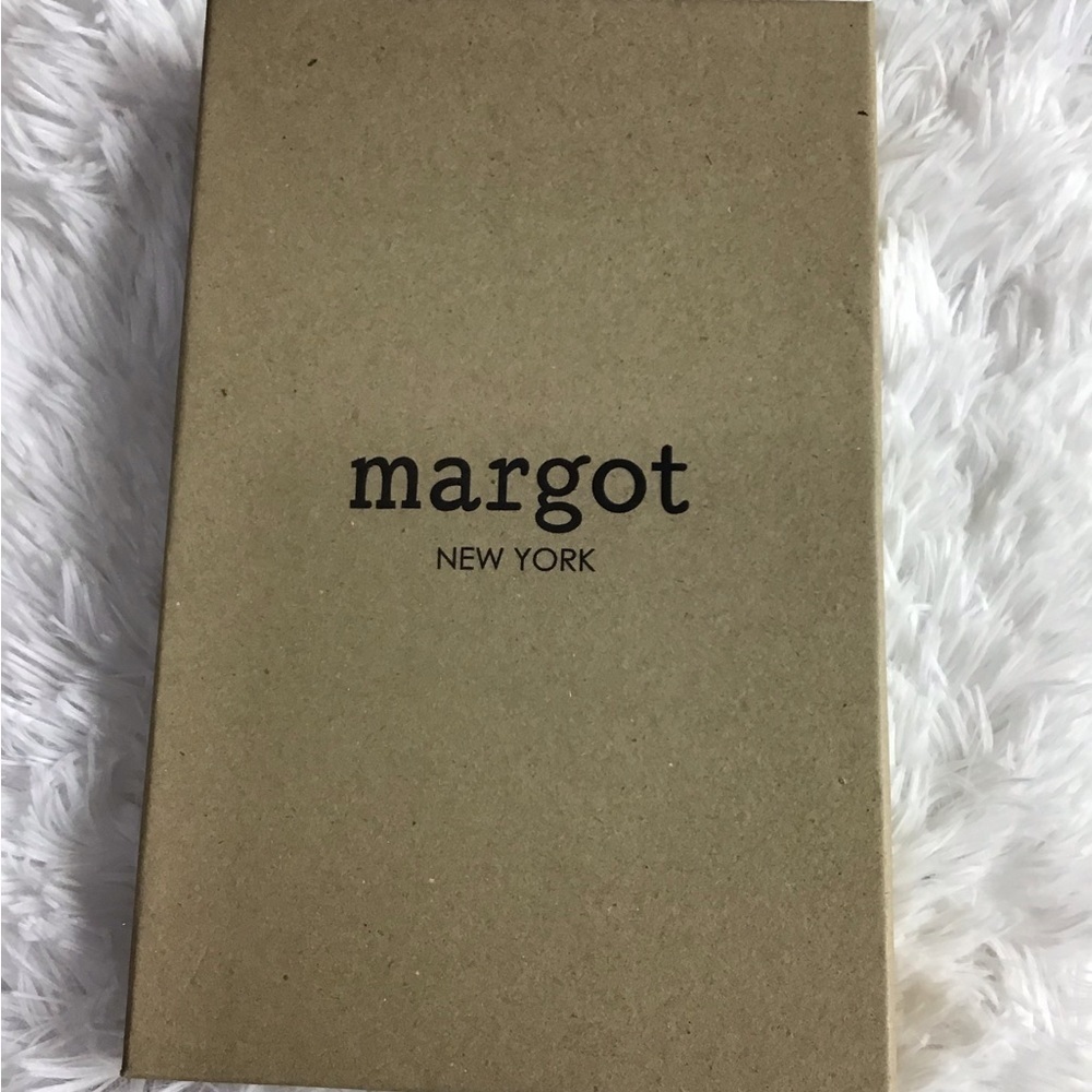 Margot New York 100% Leather Gift Set